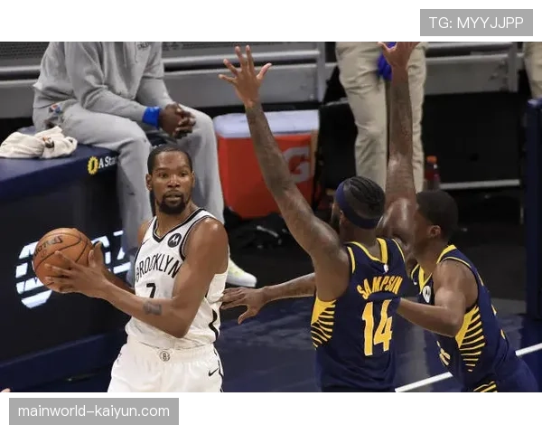 杜兰特37岁高龄仍贡献稳定表现，火箭老将单场25分10助攻创队史纪录